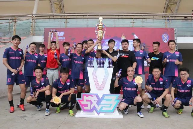 沪媒:佩雷拉该让胡尔克戴罪立功 他是抗日大杀器